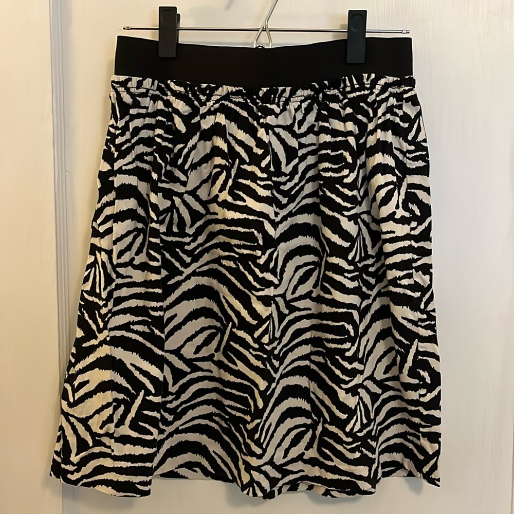Cream and Black Zebra Print Skirt (Women’s Size Medium)